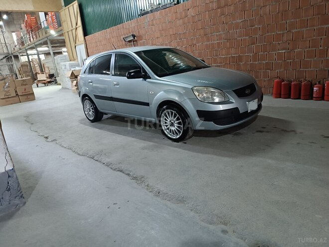 Kia Rio 2005, 290,000 km - 1.5 l - Bakı