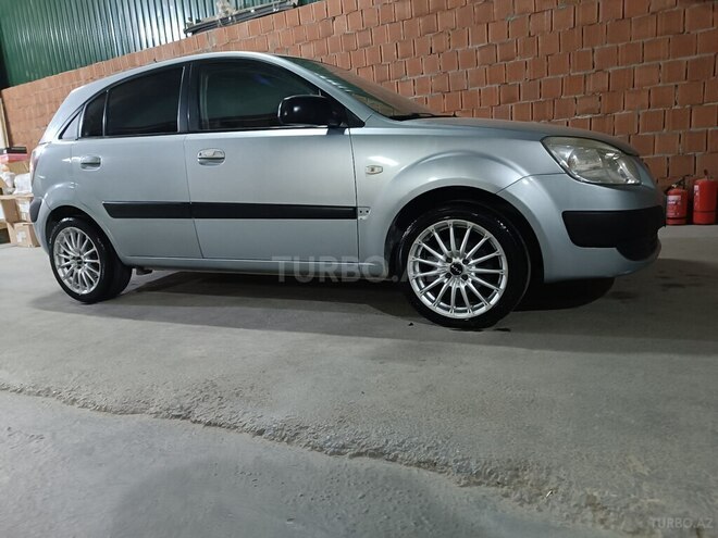 Kia Rio 2005, 290,000 km - 1.5 l - Bakı