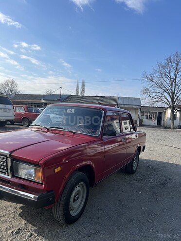 LADA (VAZ) 2107 2007, 99,000 km - 1.6 l - Qax