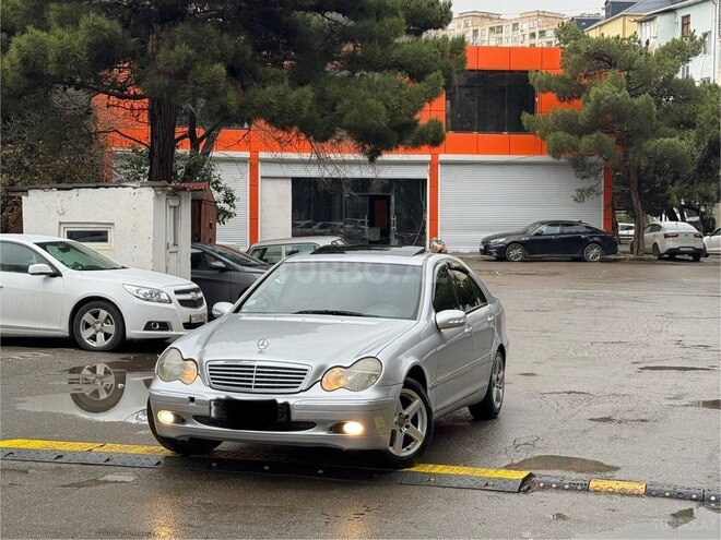 Mercedes C 240-1