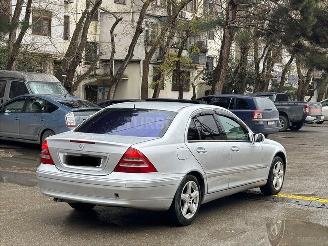 Mercedes C 240-6