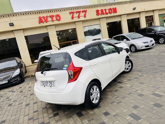 Nissan Note-7
