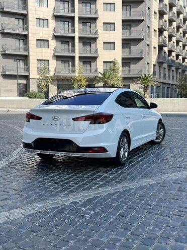 Hyundai Elantra 2019, 77,000 km - 2.0 l - Bakı