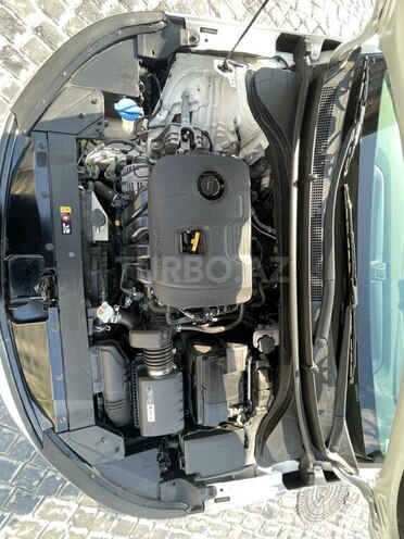 Hyundai Elantra 2019, 77,000 km - 2.0 l - Bakı