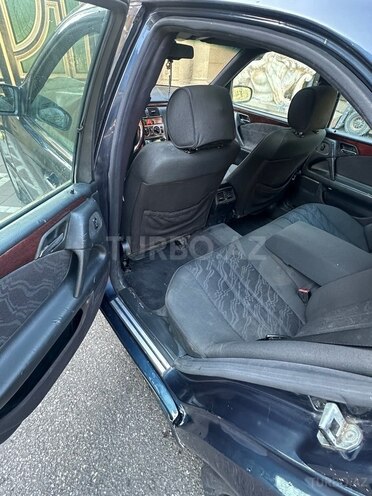 Mercedes E 200 1996, 255,487 km - 2.0 l - Şəmkir