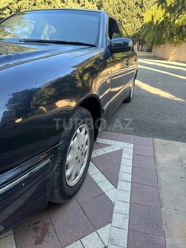 Mercedes E 200 1996, 255,487 km - 2.0 l - Şəmkir