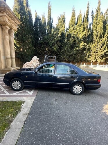 Mercedes E 200 1996, 255,487 km - 2.0 l - Şəmkir