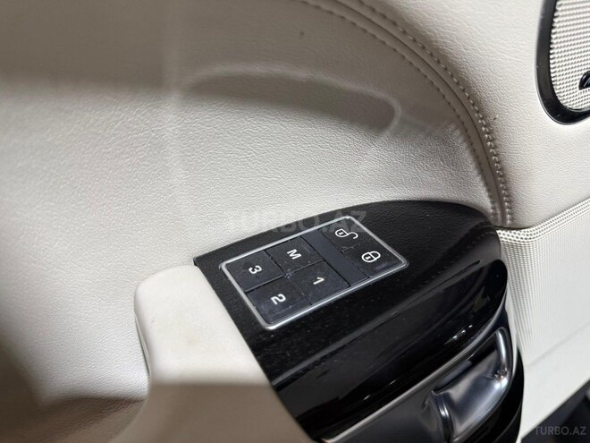 Land Rover Range Rover 2014, 99,000 km - 3.0 l - Bakı