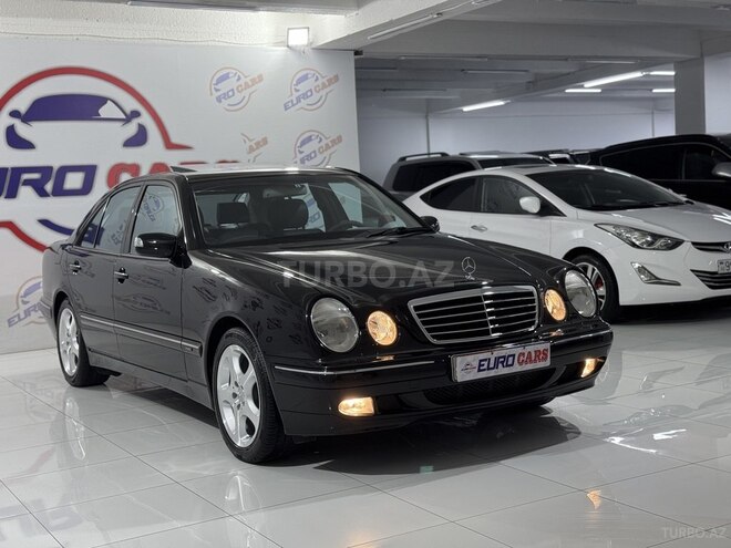 Mercedes E 240-8