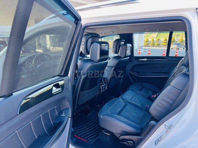 Mercedes GL 500 4MATIC-13