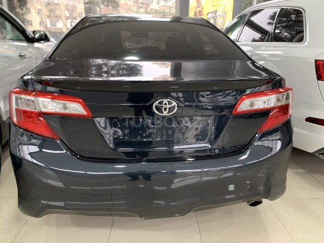 Toyota Camry 2014, 210,000 km - 2.5 л - Bakı
