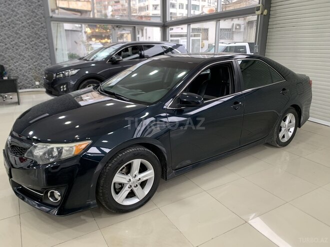 Toyota Camry 2014, 210,000 km - 2.5 л - Bakı