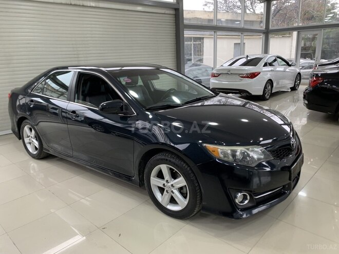 Toyota Camry 2014, 210,000 km - 2.5 л - Bakı
