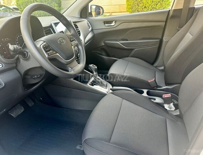 Hyundai Accent 2021, 32,000 km - 1.6 l - Bakı