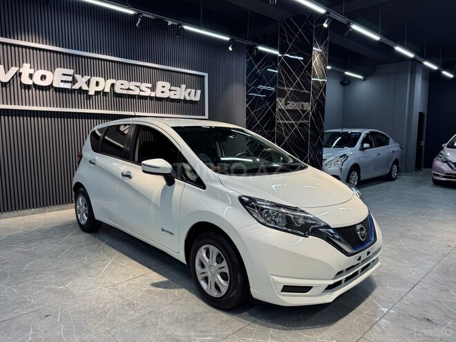 Nissan Note-4
