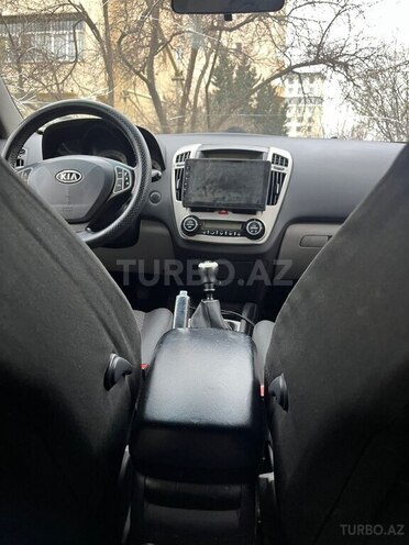 Kia Ceed 2007, 273,000 km - 1.6 l - Bakı