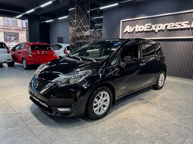 Nissan Note-6