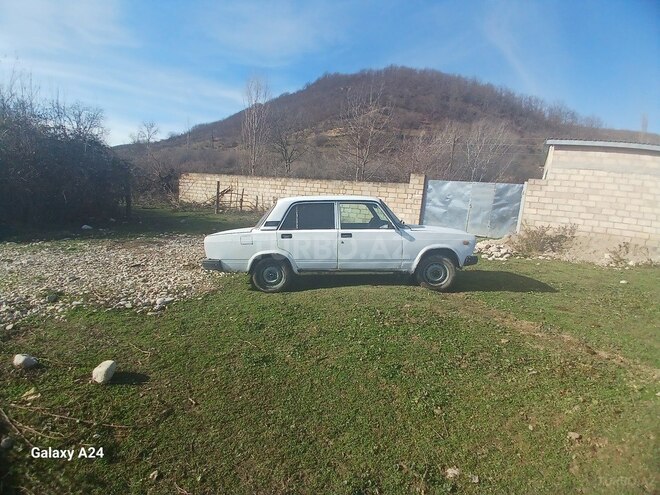 LADA (VAZ) 2107 2000, 78,000 km - 1.6 l - Quba
