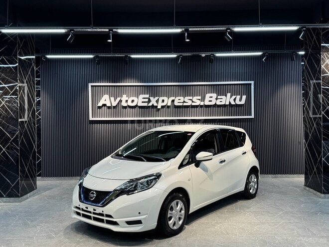 Nissan Note-1