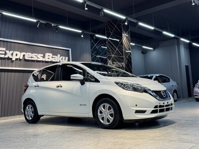 Nissan Note-6
