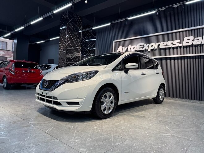 Nissan Note-4