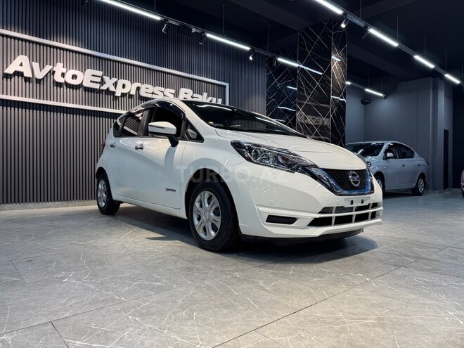 Nissan Note-5