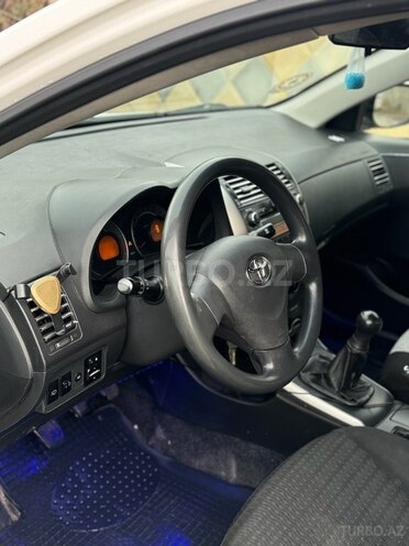 Toyota Corolla 2007, 223,000 km - 1.4 l - Bakı