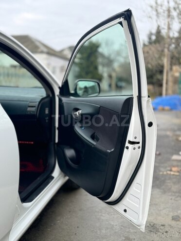 Toyota Corolla 2007, 223,000 km - 1.4 l - Bakı