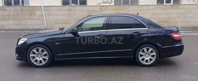 Mercedes E 350 2009, 306,000 km - 3.5 l - Bakı