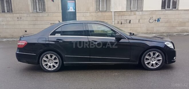 Mercedes E 350 2009, 306,000 km - 3.5 l - Bakı