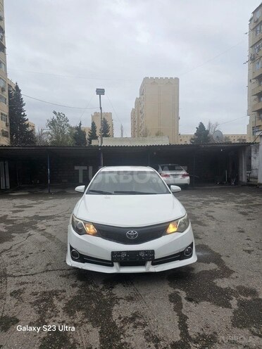 Toyota Camry 2011, 266,768 km - 2.5 l - Bakı