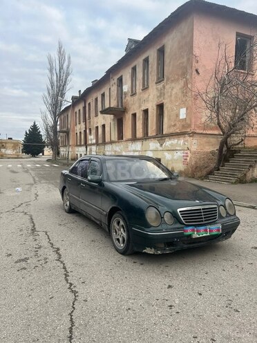 Mercedes E 220 d 2000, 450,000 km - 2.2 l - Bakı