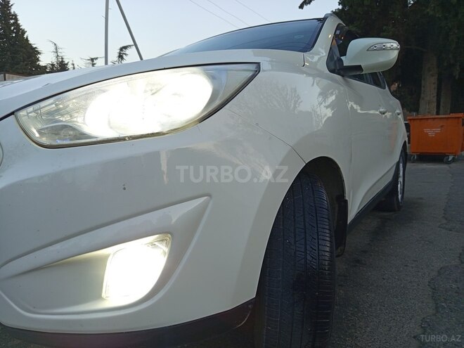 Hyundai ix35 2010, 220,363 km - 2.0 л - Qazax