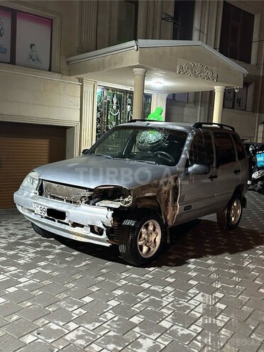 Chevrolet Niva 2006, 320,000 km - 1.7 l - Bakı