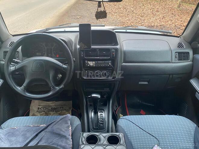 Mitsubishi Pajero io 2000, 400,000 km - 1.8 l - Lənkəran