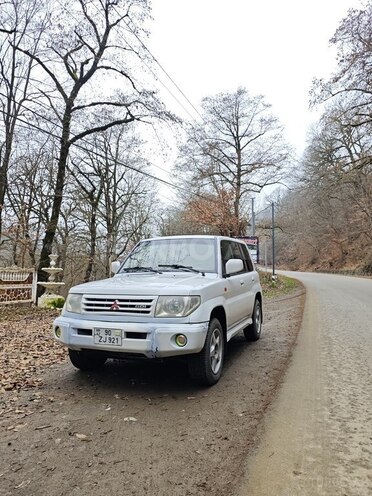 Mitsubishi Pajero io 2000, 400,000 km - 1.8 l - Lənkəran