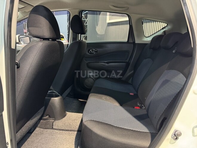 Nissan Note-15