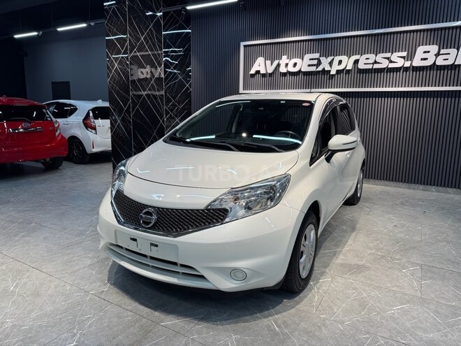 Nissan Note-7