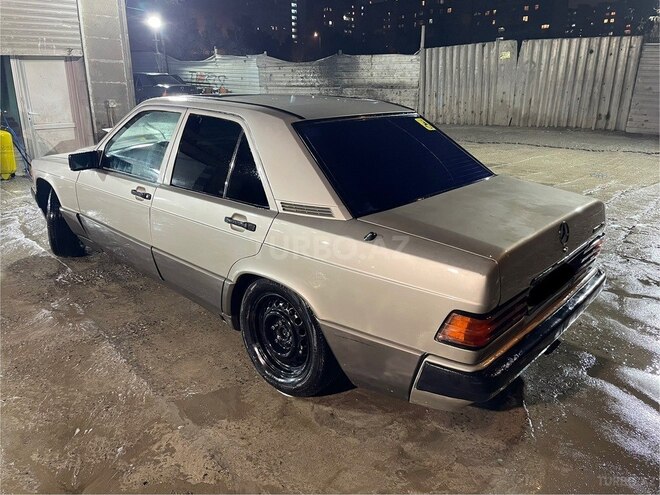 Mercedes 190 1989, 89,000 km - 2.0 l - Bakı
