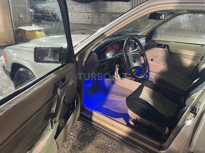 Mercedes 190 1989, 89,000 km - 2.0 l - Bakı