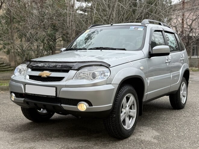 Chevrolet Niva 2016, 18,300 km - 1.7 l - Sumqayıt
