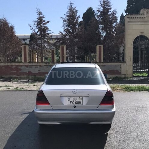 Mercedes C 200 1998, 327,849 km - 2.0 l - Ucar