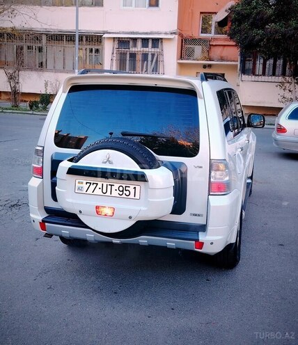 Mitsubishi Pajero 2012, 202,000 km - 3.5 л - Bakı