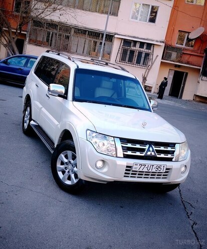 Mitsubishi Pajero 2012, 202,000 km - 3.5 л - Bakı