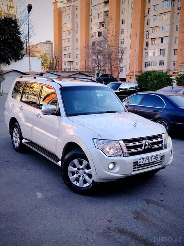 Mitsubishi Pajero 2012, 202,000 km - 3.5 л - Bakı