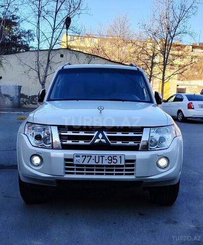 Mitsubishi Pajero 2012, 202,000 km - 3.5 л - Bakı