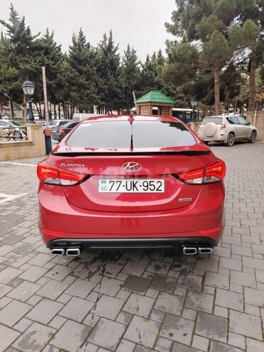 Hyundai Elantra 2015, 180,000 km - 1.8 l - Bakı