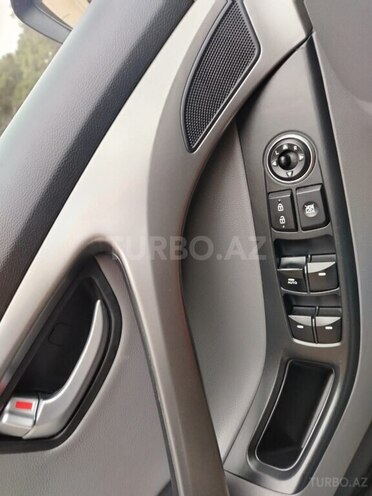 Hyundai Elantra 2015, 180,000 km - 1.8 l - Bakı