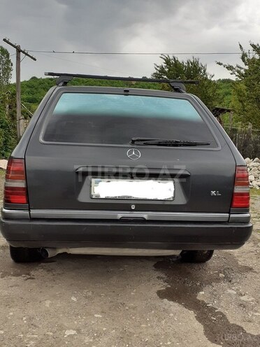 Mercedes E 250 1990, 533,441 km - 2.5 л - Şabran