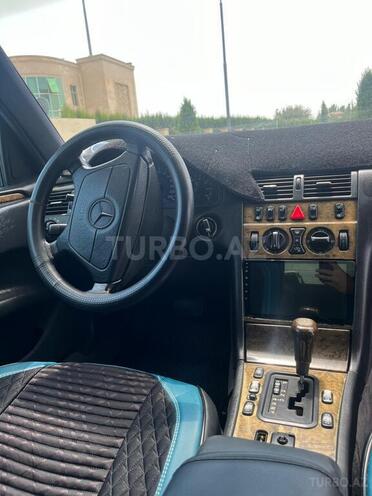 Mercedes E 230 1997, 460,000 km - 2.3 l - Ağcabədi